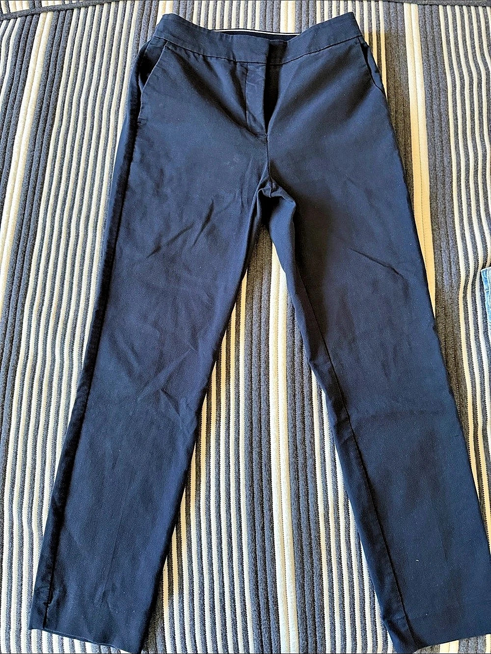 Straight-Leg Pants in Navy